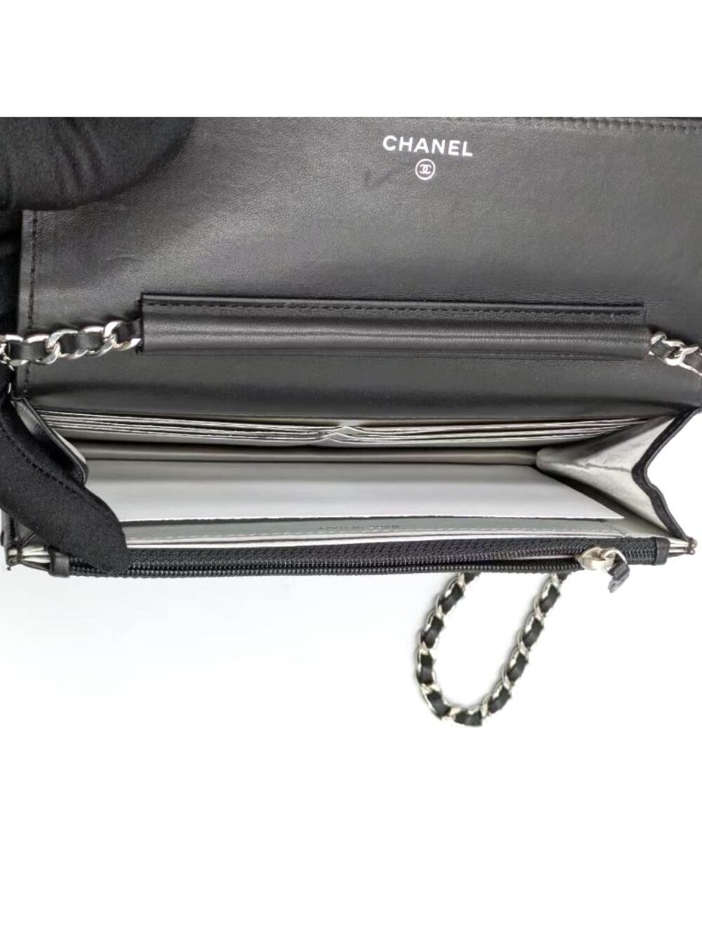 Pre-owned Chanel Camellia Embossed Lambskin Wallet On Chain Black - Picture 9 of 13